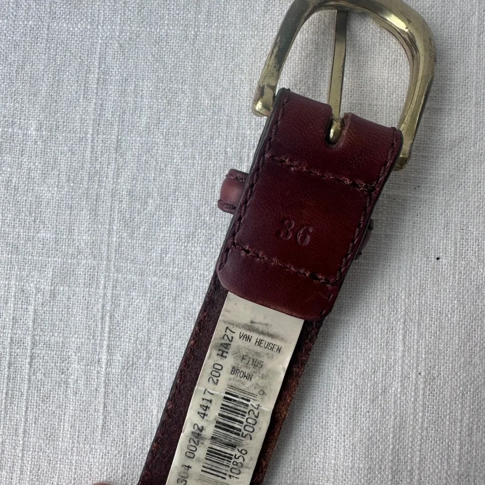 Van‎ Heusen Mens Belt 36 Burgundy Brown Basketweave woven Leather Gold